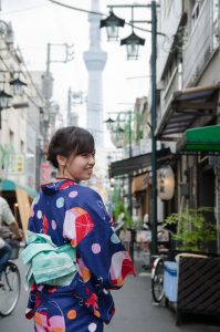 笑輝ちひろ