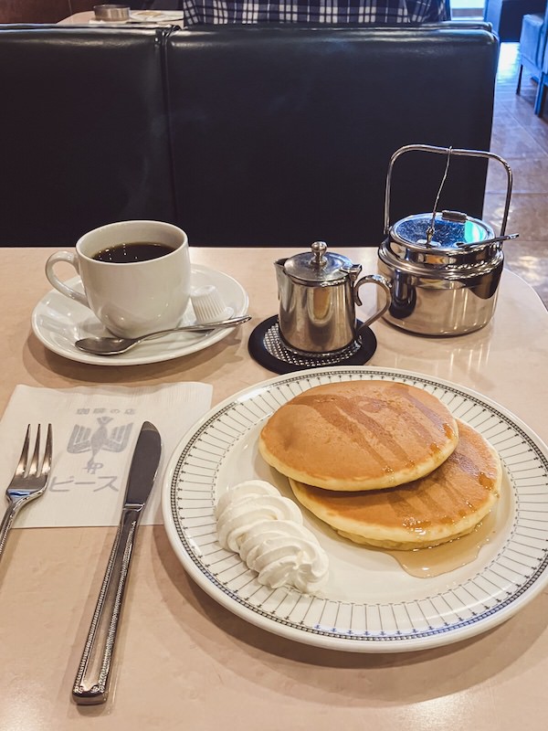 2025/6/28 喫茶ピースのホットケーキセット