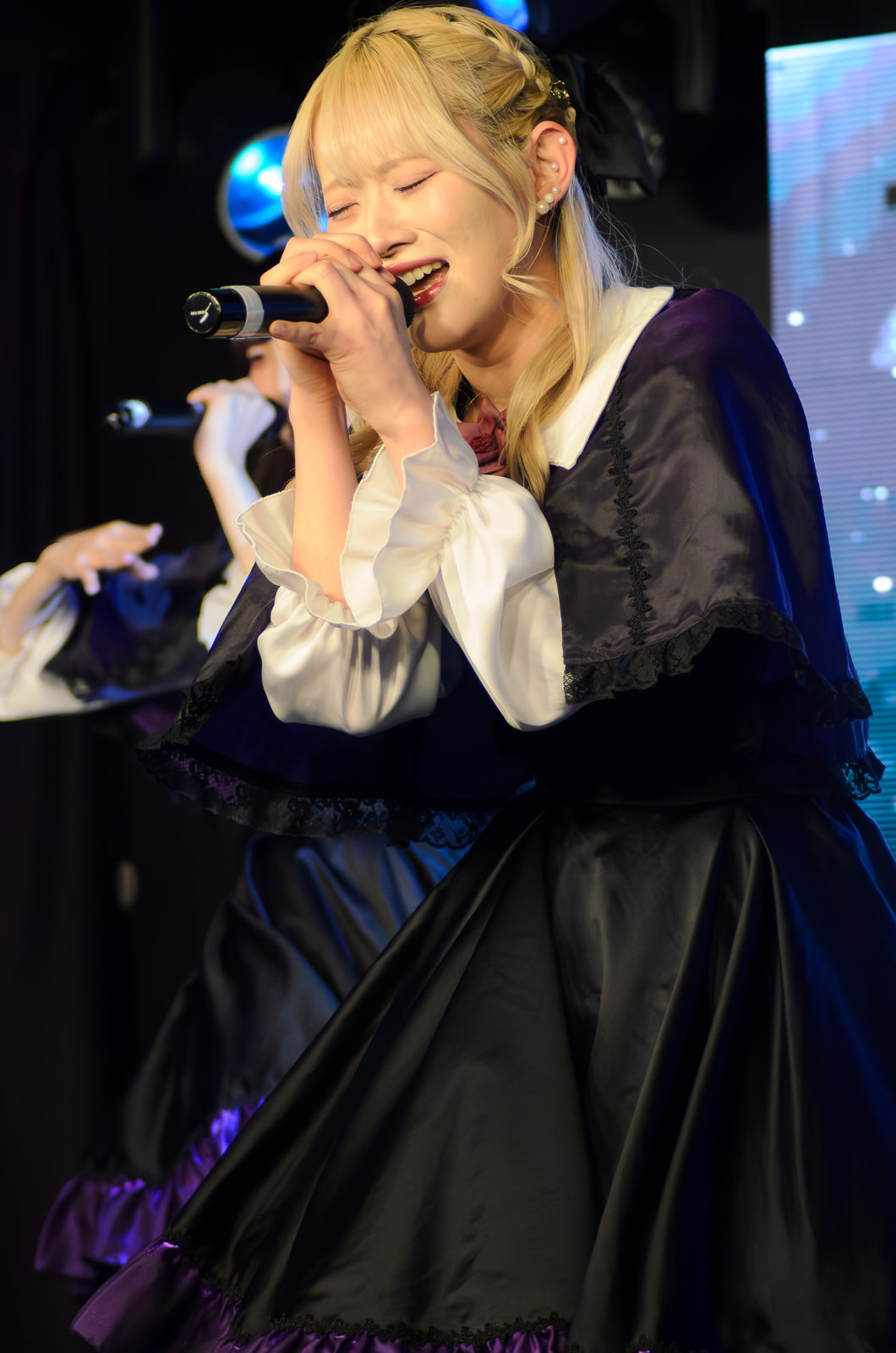 涼賀あかり @ Ellememe